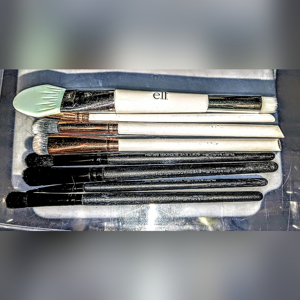 Beauty Bundle - Picture 3 of 8